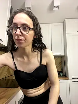 Snapshot of MartiniiSelenna chatting on October 11, 2025, 5:52 am MartiniiSelenna online show from October 11, 2025, 5:52 am