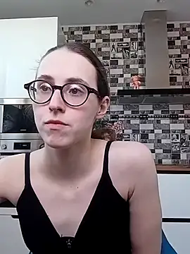 MartiniiSelenna online show from February 26, 2025, 12:38 pm
