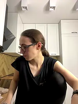 MartiniiSelenna online show from November 20, 2025, 6:47 am