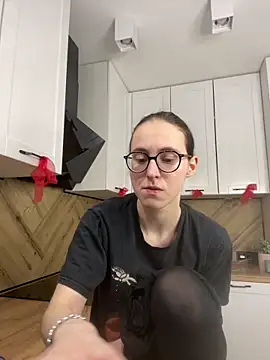 MartiniiSelenna online show from March 7, 2026, 7:04 am