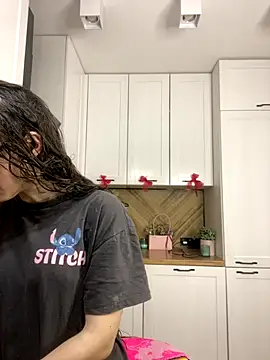 MartiniiSelenna online show from December 21, 2025, 6:48 am