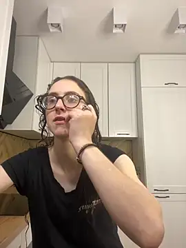 MartiniiSelenna online show from November 26, 2025, 6:46 am