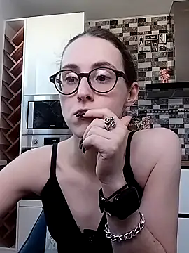 MartiniiSelenna online show from February 26, 2025, 9:33 am