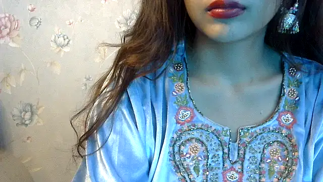 Snapshot of binisa_45 chatting on December 7, 2024, 5:43 am binisa 45 online show from December 7, 2024, 5:43 am