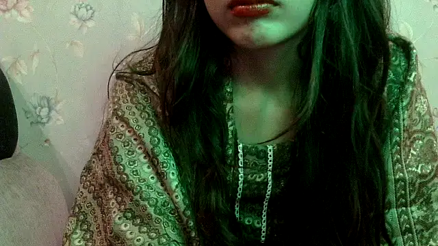 Snapshot of binisa_45 chatting on December 13, 2024, 8:37 pm binisa 45 online show from December 13, 2024, 8:37 pm