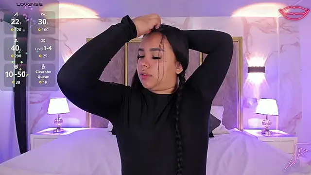 Snapshot of MarianaGarciaa__ chatting on September 26, 2025, 7:21 pm MarianaGarciaa online show from September 26, 2025, 7:21 pm