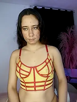 Snapshot of lovely_kitt chatting on September 30, 2025, 12:27 am lovely kitt online show from September 30, 2025, 12:27 am