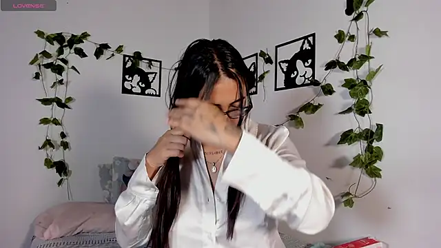 Snapshot of melanieecox chatting on October 9, 2025, 11:38 pm melanieecox online show from October 9, 2025, 11:38 pm