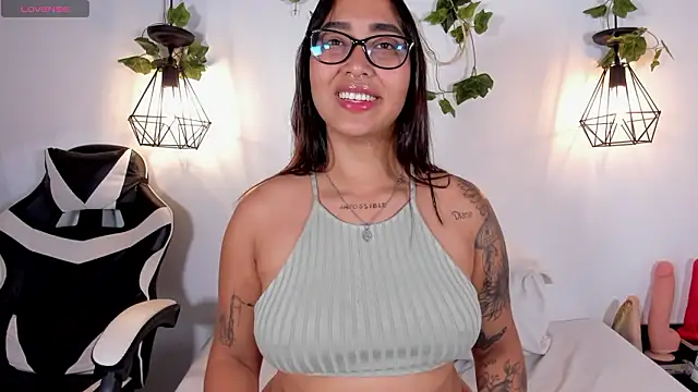 melanieecox online show from March 25, 2026, 11:14 pm