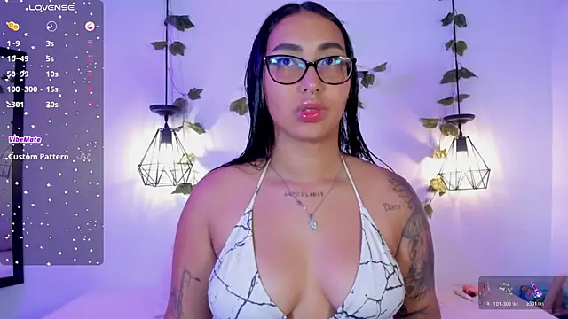 melanieecox online show from May 27, 2026, 12:09 am