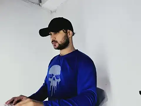 Snapshot of Sebas-hott chatting on October 27, 2025, 11:16 pm Sebas-hott online show from October 27, 2025, 11:16 pm