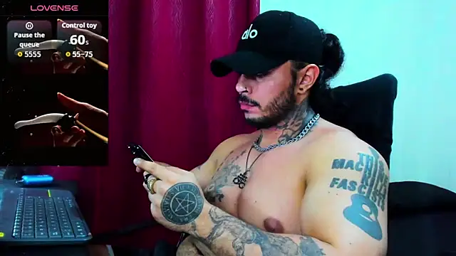 Snapshot of Van_Velckan chatting on September 18, 2025, 5:54 am Van Velckan online show from September 18, 2025, 5:54 am