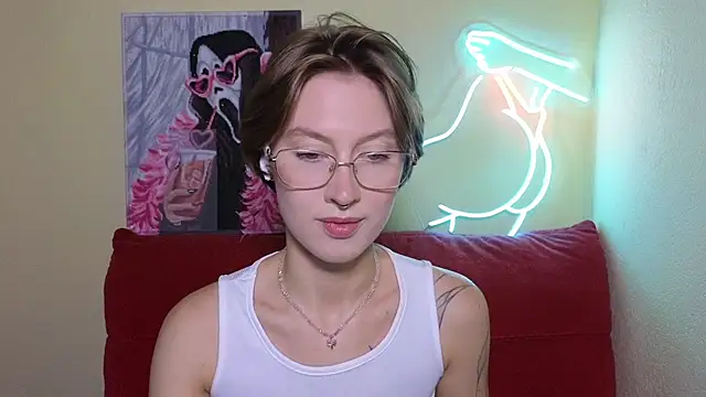 Snapshot of MalvinaBlum chatting on July 16, 2026, 2:19 am MalvinaBlum online show from July 16, 2026, 2:19 am