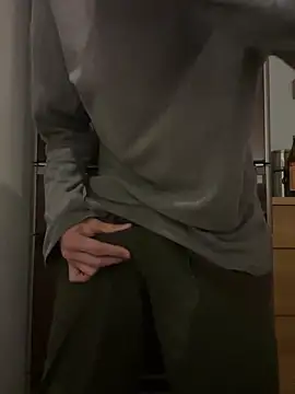 Snapshot of saku_chan_live chatting on March 17, 2025, 4:22 pm saku chan live online show from March 17, 2025, 4:22 pm