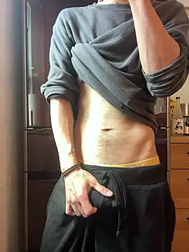 saku chan live online show from April 11, 2026, 1:57 am