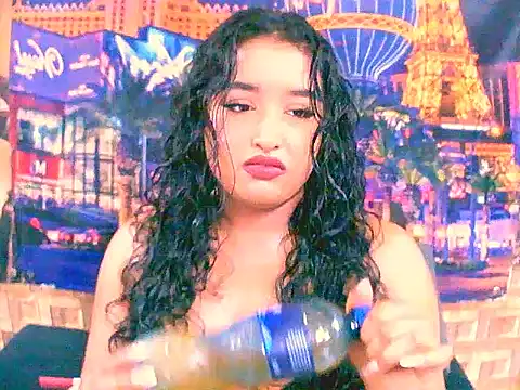 IndianAngel4u online show from September 18, 2025, 5:32 am