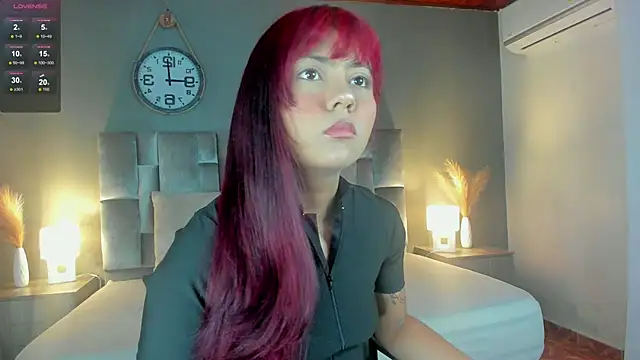 alaia-rogers online show from February 17, 2025, 11:34 am