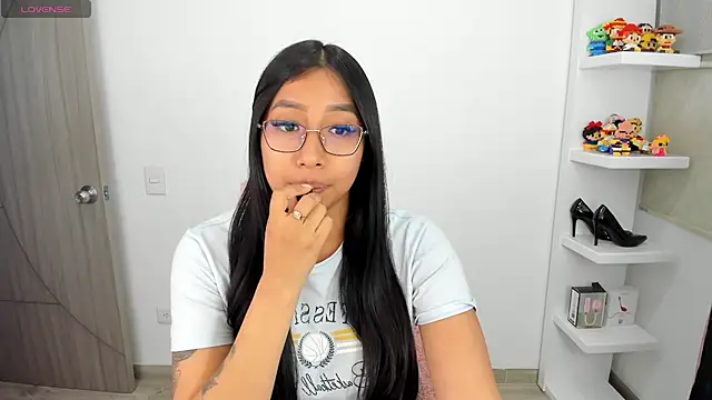 Snapshot of isa_bellaa0 chatting on November 5, 2025, 4:26 am isa bellaa0 online show from November 5, 2025, 4:26 am