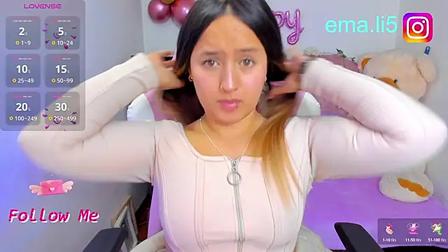 Snapshot of ema_tayy chatting on October 1, 2025, 12:20 pm ema tayy online show from October 1, 2025, 12:20 pm