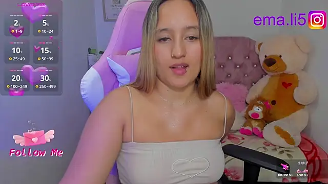 Snapshot of ema_tayy chatting on March 7, 2025, 10:24 am ema tayy online show from March 7, 2025, 10:24 am