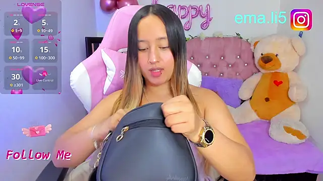 Snapshot of ema_tayy chatting on October 3, 2025, 11:34 am ema tayy online show from October 3, 2025, 11:34 am