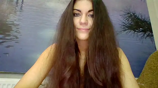 AliceTailor online show from June 1, 2026, 8:25 am