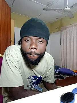 Snapshot of Longblackhardd chatting on September 29, 2025, 3:13 am Longblackhardd online show from September 29, 2025, 3:13 am