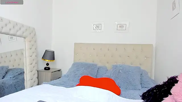 carlaperez  online show from March 19, 2026, 2:22 am