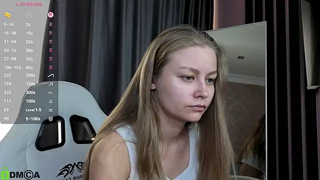 Snapshot of Polumna_cute chatting on July 5, 2026, 9:38 am Polumna cute online show from July 5, 2026, 9:38 am