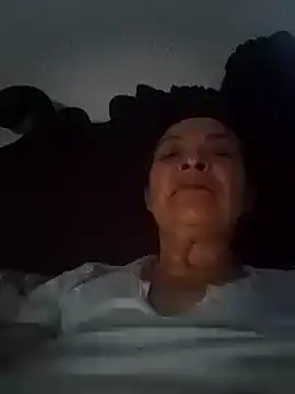 Snapshot of Wife_sexxx chatting on January 1, 2025, 4:50 am Wife sexxx online show from January 1, 2025, 4:50 am