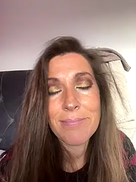 Lwhite1 online show from September 23, 2025, 3:41 pm