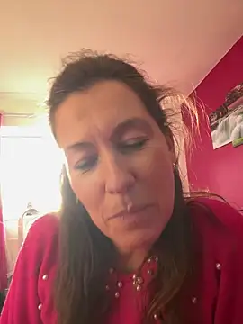 Snapshot of Lwhite1 chatting on February 27, 2026, 4:18 pm Lwhite1 online show from February 27, 2026, 4:18 pm