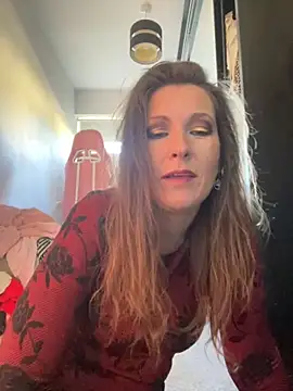 Lwhite1 online show from September 22, 2025, 3:29 pm