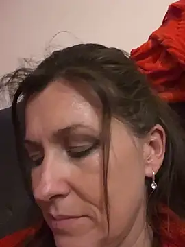 Lwhite1 online show from March 25, 2026, 11:47 pm