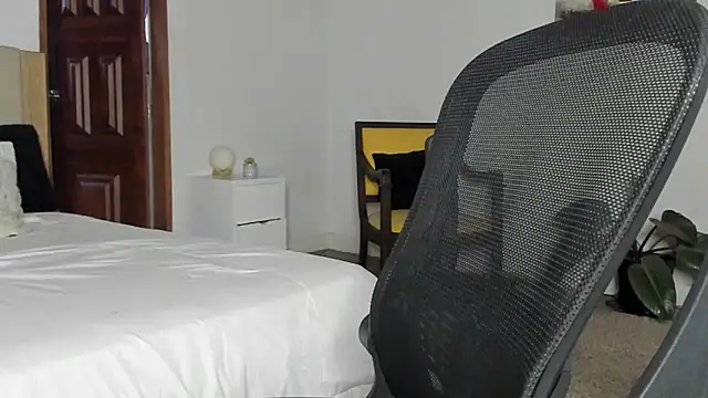 AnaHenao online show from January 31, 2026, 9:46 pm