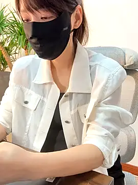 Annabody online show from November 7, 2025, 8:30 am