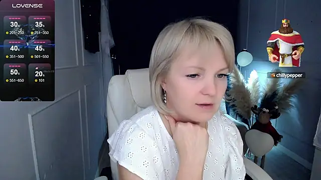 Juarnea online show from March 18, 2025, 5:33 pm