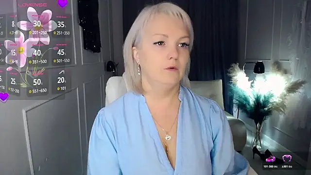 Juarnea online show from October 22, 2025, 1:43 pm