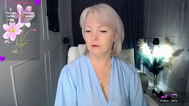 Juarnea online show from October 24, 2025, 5:39 am