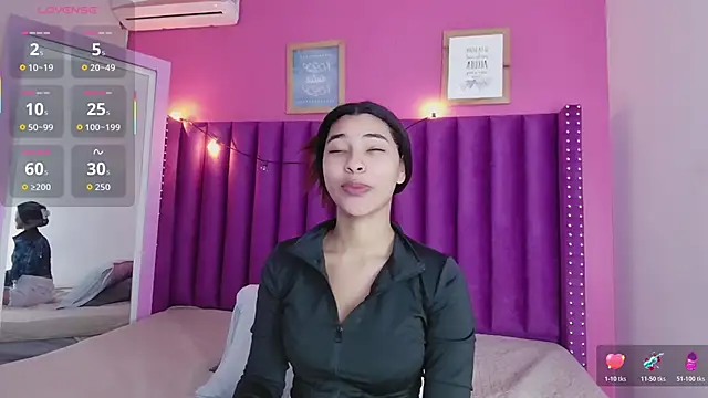 Snapshot of littleebonny chatting on October 18, 2025, 1:13 pm littleebonny online show from October 18, 2025, 1:13 pm