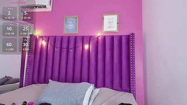 Snapshot of littleebonny chatting on October 17, 2025, 1:13 pm littleebonny online show from October 17, 2025, 1:13 pm