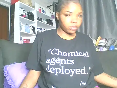 Snapshot of sweet_bigclit chatting on October 1, 2025, 6:51 am sweet bigclit online show from October 1, 2025, 6:51 am