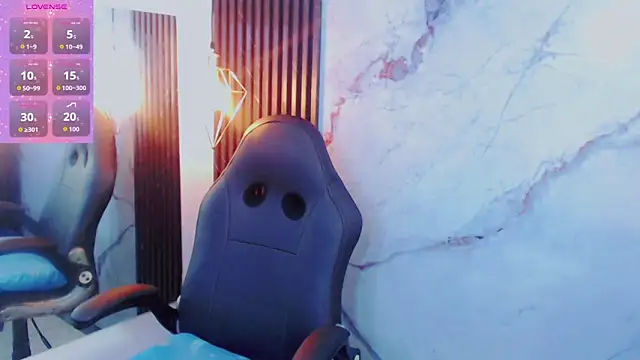 KayleighDreams  online show from March 23, 2026, 9:14 pm