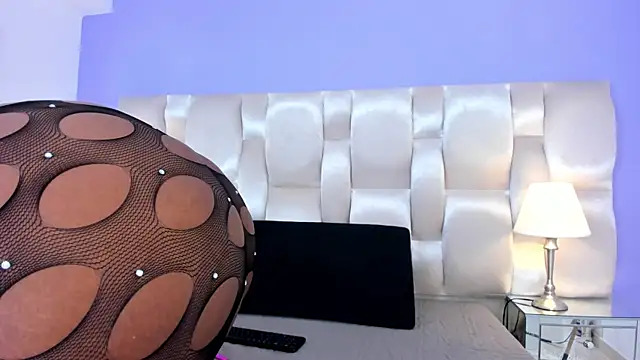 Snapshot of dirtyvictoria chatting on September 29, 2025, 12:11 pm dirtyvictoria online show from September 29, 2025, 12:11 pm