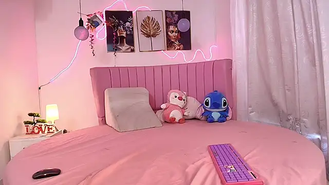 Snapshot of Azul_horney chatting on February 28, 2026, 10:20 pm Azul horney online show from February 28, 2026, 10:20 pm