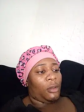 Snapshot of CocoBootyyy chatting on February 5, 2026, 11:11 pm CocoBootyyy online show from February 5, 2026, 11:11 pm