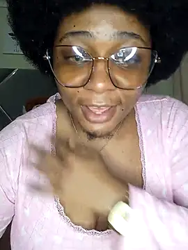 CocoBootyyy online show from September 28, 2025, 10:17 pm