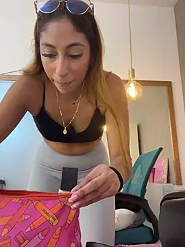 emily parkerr online show from March 13, 2026, 2:22 pm