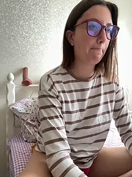 BeatriceTender online show from September 29, 2025, 5:58 am