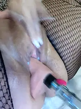 Snapshot of Sexycouplexxx69 chatting on March 4, 2025, 11:29 am Sexycouplexxx69 online show from March 4, 2025, 11:29 am